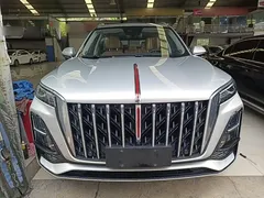 2023 Hongqi HS5 2.0T 4WD Pro — фото 3