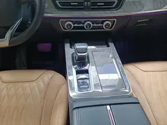 2023 Hongqi HS5 2.0T 4WD Pro — фото 14