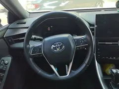 2022 Toyota Avalon 2.5L Touring Premium, белый — фото 15