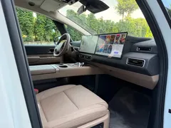 2025 Li Auto MEGA Home, белый — фото 4