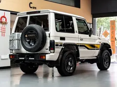 2022 Toyota Land Cruiser LC71 4.0L MT, белый — фото 4