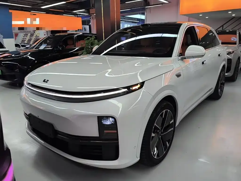 2025 Li Auto L7