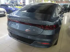 2024 BYD Qin PLUS Honor DM-i PHEV 55km Leading, синий — фото 7