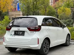 2021 Honda Fit 1.5L CVT, белый — фото 9