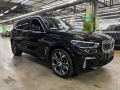 2022 BMW X5 40Li Premium M Sport Package, чёрный — фото 3