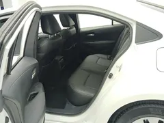 2021 Toyota Corolla TNGA 1.5L CVT Elite, белый — фото 11