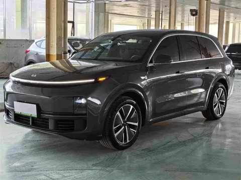 2024 Li Auto L8