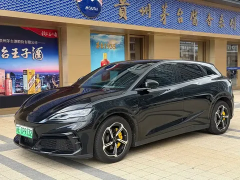 2025 BYD Seal 06 GT Smart Driving 605
