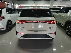 2025 BYD Dolphin Smart Driving 410km Fashion — фото 6
