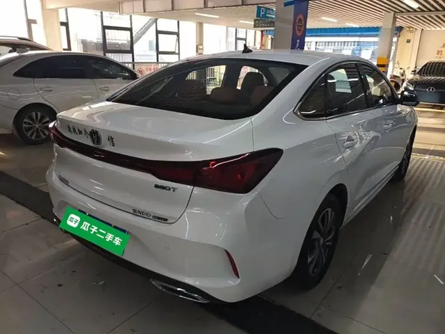 2023 Changan Eado PLUS 1.4T GDI DCT Premium