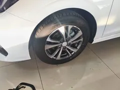 2023 Changan Eado PLUS 1.4T GDI DCT Premium, белый — фото 23