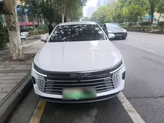 2024 BYD Destroyer 05 DM-i PHEV 55km Luxury, белый — фото 3