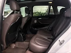 2021 BMW X1 Leading, белый — фото 12