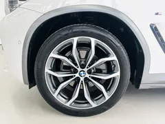2020 BMW X4 xDrive25i M Off-road Package, белый — фото 3