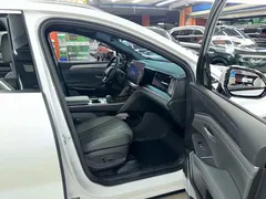 2025 BYD Song L PHEV 160km Smart Driving Exceed, белый — фото 16