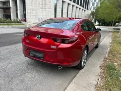 2021 Mazda 3 2.0L AT — фото 3