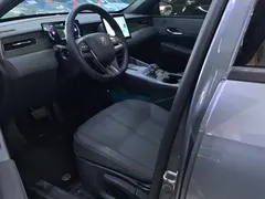 2025 BYD Qin PLUS DM-i PHEV Smart Driving 55km Leading — фото 9