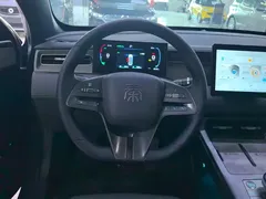 2025 BYD Qin PLUS DM-i PHEV Smart Driving 55km Leading — фото 15