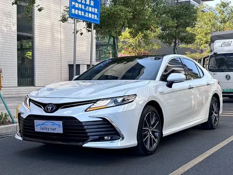 2023 Toyota Camry Hybrid 2.5HG Luxury