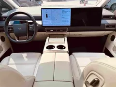 2025 Li Auto MEGA Home, белый — фото 13