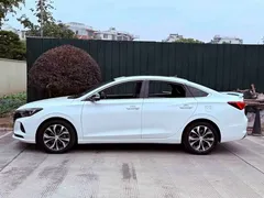 2021 Changan Eado PLUS Blue Whale NE 1.4T GDI DCT Flagship, белый — фото 9