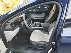 2023 BYD Qin PLUS Champion DM-i PHEV 55KM Leading, синий — фото 15