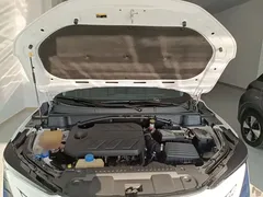 2020 Changan UNI-T 1.5T Premium, белый — фото 20
