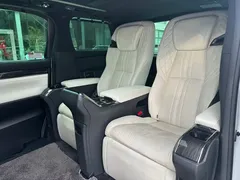 2020 Lexus LM 300h 4, белый — фото 6