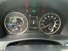2020 Lexus LM 300h 4, белый — фото 15
