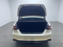 2021 Toyota Camry 2.0G Luxury, белый — фото 5
