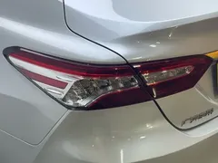 2021 Toyota Camry 2.0G Luxury, белый — фото 10