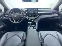 2021 Toyota Camry 2.0G Luxury, белый — фото 15