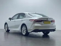 2021 Toyota Camry 2.0G Luxury, белый — фото 21