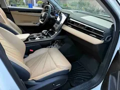 2023 Geely Atlas L 1.5TD DCT Premium, белый — фото 4
