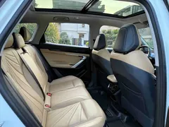 2023 Geely Atlas L 1.5TD DCT Premium, белый — фото 7