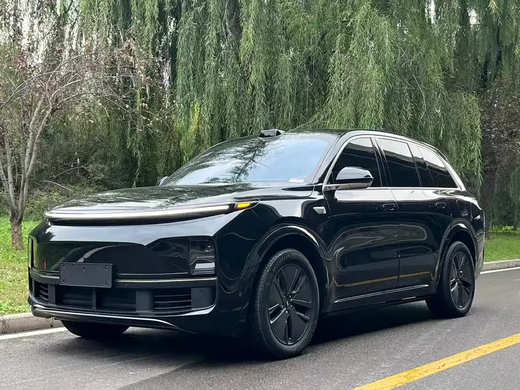 2024 Li Auto L8