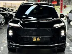 2026 Nio ES8 6-seat Executive Luxury, чёрный — фото 2