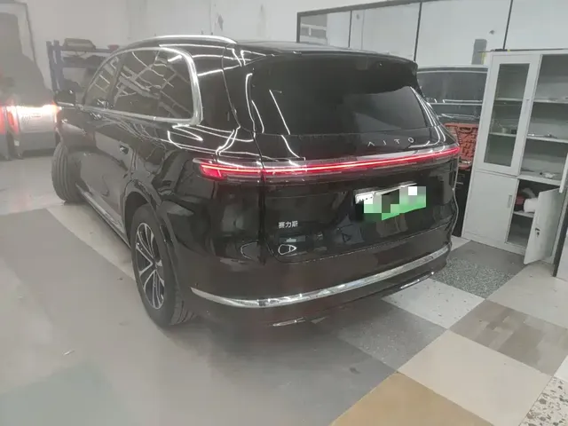2026 Aito M7 EREV Ultra 4WD 5-seat 192-line Lidar