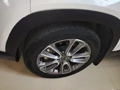 2020 Geely ICON 1.5T i6 BSG, белый — фото 23