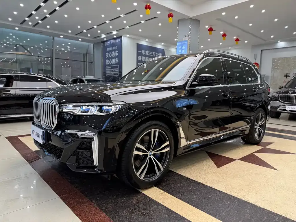 2022 BMW X7 xDrive40i Premium M Sport Package