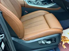 2022 BMW X7 xDrive40i Premium M Sport Package, чёрный — фото 8