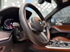 2022 BMW X7 xDrive40i Premium M Sport Package, чёрный — фото 16