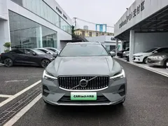 2024 Volvo XC60 T8 PHEV Long Range 4WD Luxury — фото 2