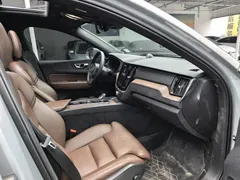 2024 Volvo XC60 T8 PHEV Long Range 4WD Luxury — фото 6