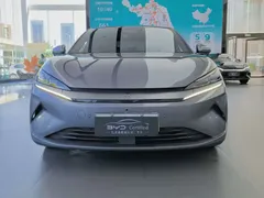 2025 BYD Qin L EV 545km Superior — фото 2