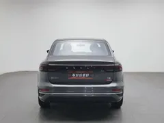 2022 Geely Emgrand 4th Gen 1.5L CVT Premium — фото 4