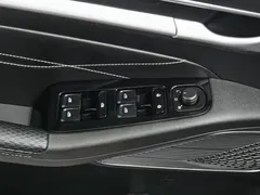 2022 Geely Emgrand 4th Gen 1.5L CVT Premium — фото 9