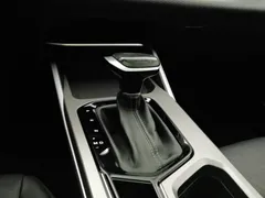 2022 Geely Emgrand 4th Gen 1.5L CVT Premium — фото 13