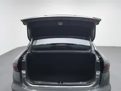 2022 Geely Emgrand 4th Gen 1.5L CVT Premium — фото 16