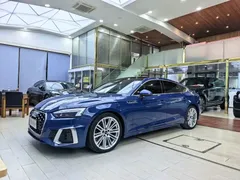 2023 Audi A5 Sportback 40 TFSI quattro Luxury Dynamic, синий — фото 1
